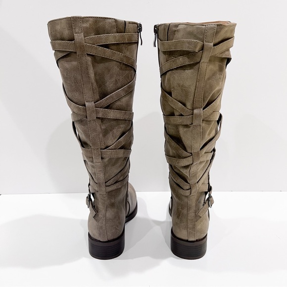 Journee Collection Carly Tall Riding Boots Strap Detail Taupe Wide Calf 6.5 NEW - Picture 5 of 16